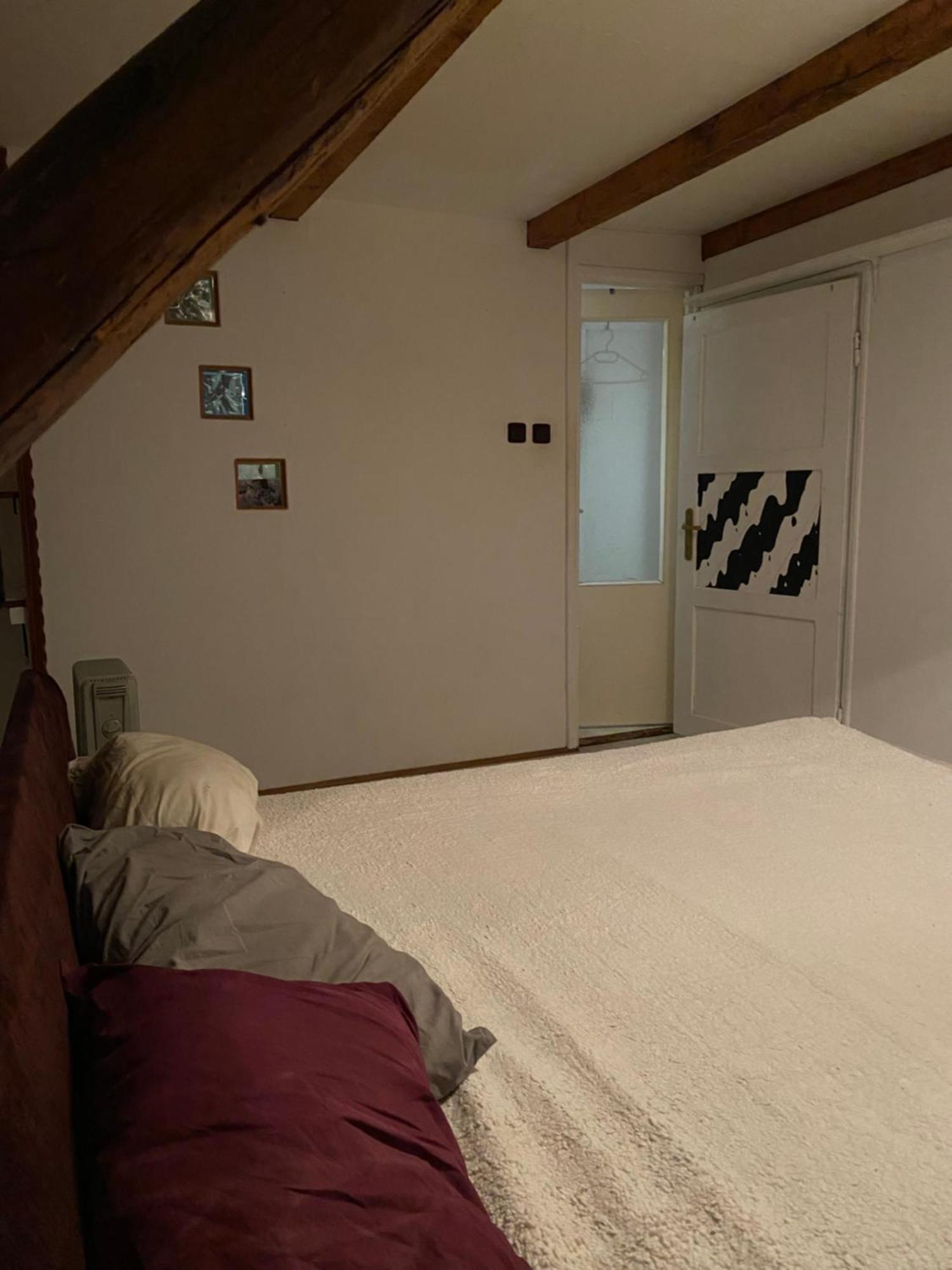 Mikulas Guest House Liptovský Mikuláš Exteriör bild