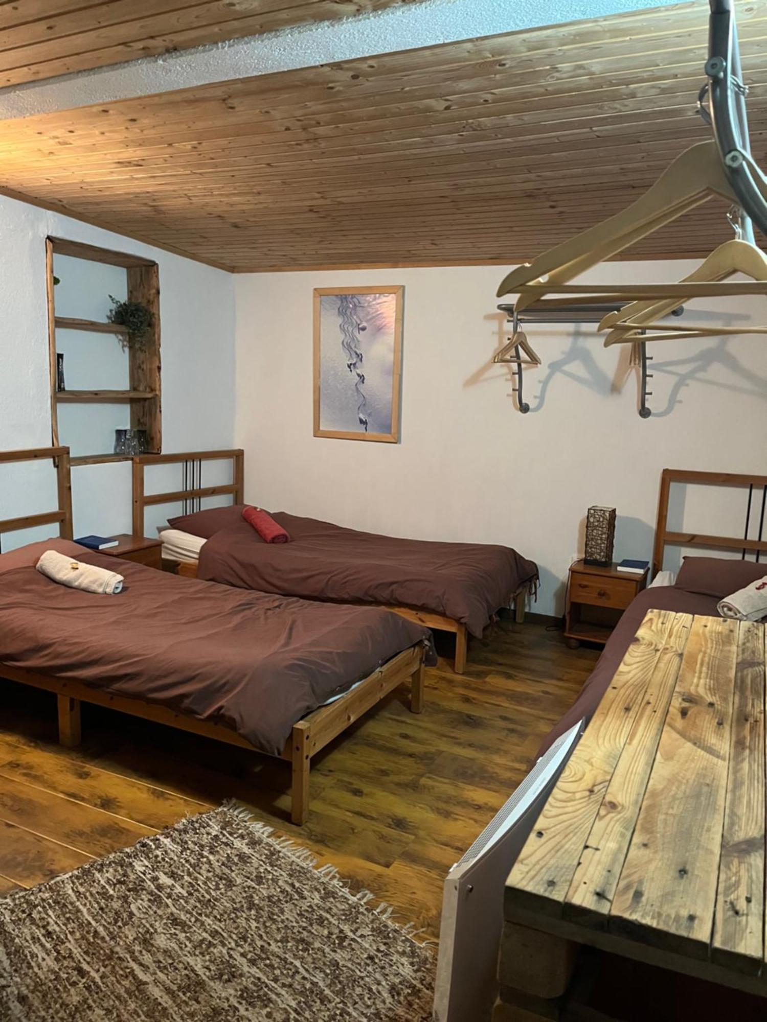Mikulas Guest House Liptovský Mikuláš Exteriör bild