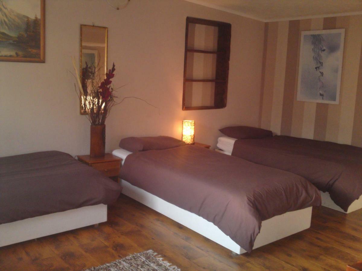Mikulas Guest House Liptovský Mikuláš Exteriör bild